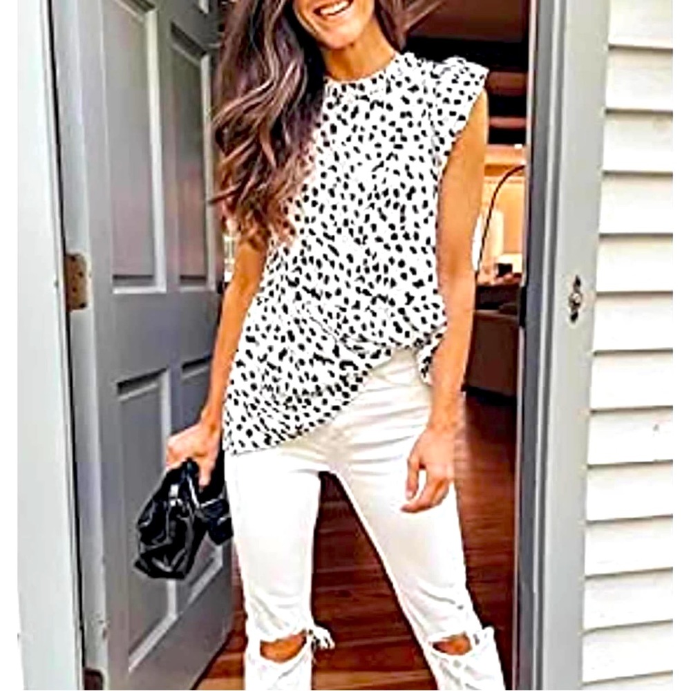 Women’s Black & White Sleeveless Ruffle Neck Tunic Small